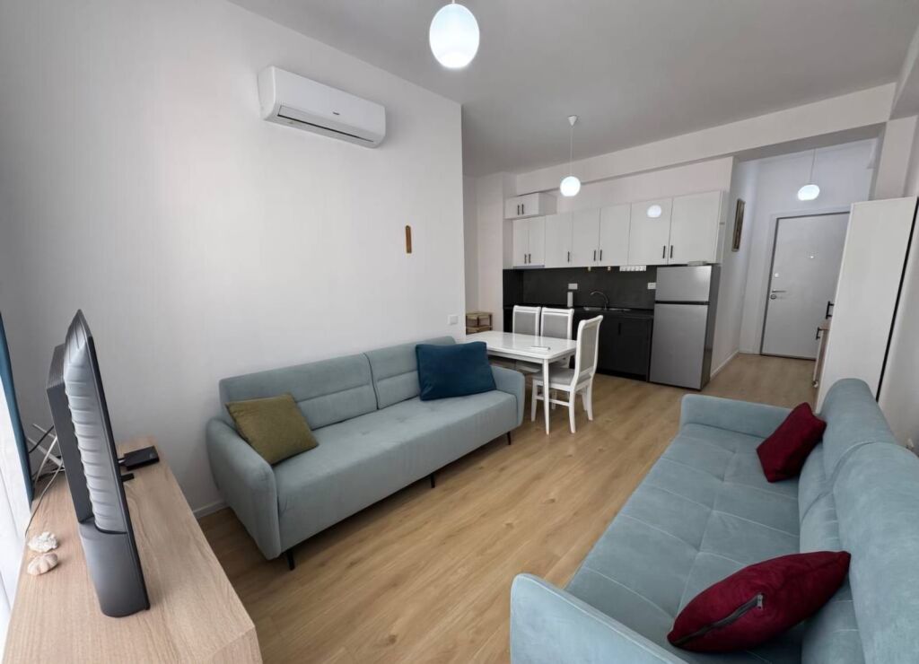 Shitet apartament 1+1 tek Kadiu me çmim 105 000 €