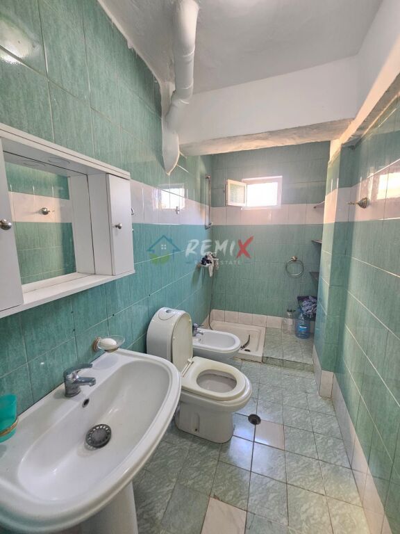 JEPET ME QERA APARTAMENT 1+1 PRANE DREJTORISE SE POLICISE,  DURRES