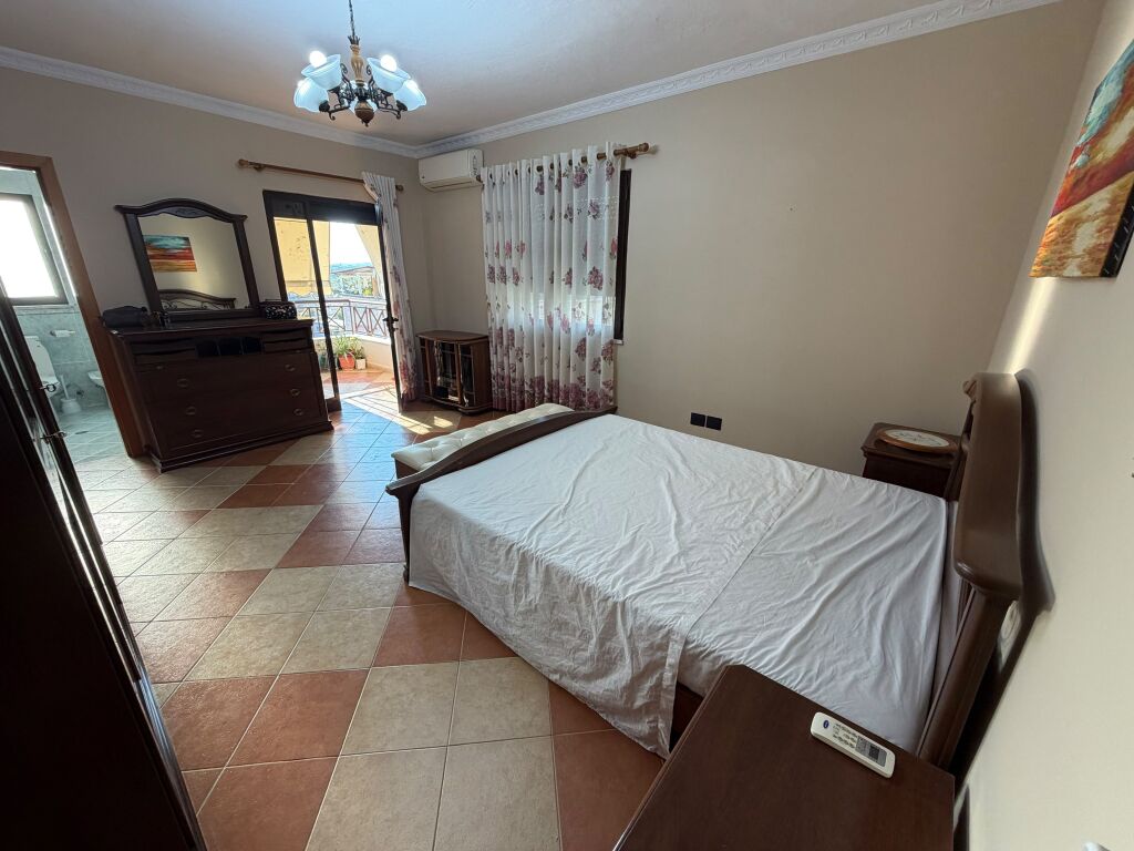 🏡 Apartament me qera 3+1 📍Blloku