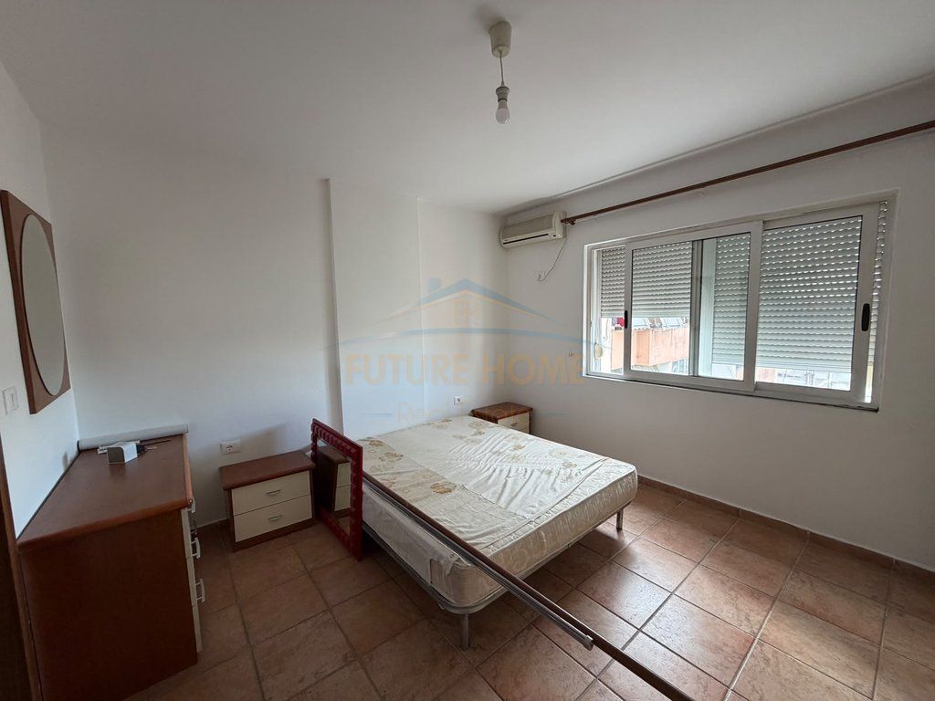 Rent, Apartment 2+1+2, Paris Commune, Tirana