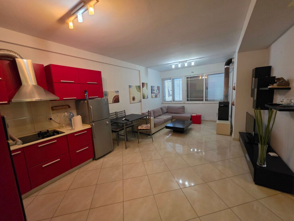 📣 QERA 🏡 Apartament 2+1  📍Pranë Grand Gallery, Yzberisht