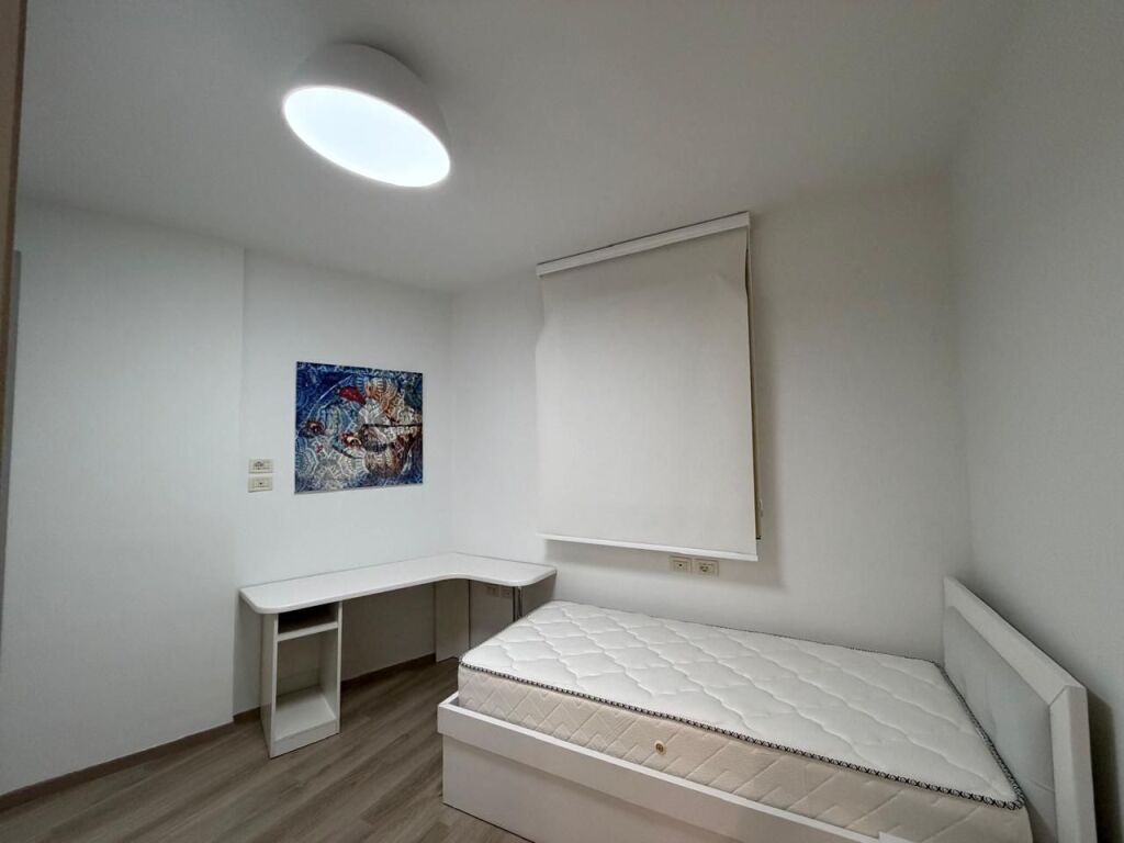 Qera,Apartament 3+1+2, TEK KOMPLEKSI NOBIS, LIQENI ARTIFICIAL