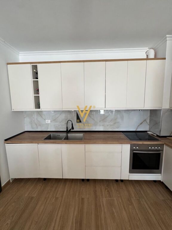 SHITET APARTAMENT 2+1+2+BLK NE BABRRU 12.800.000 LEKE