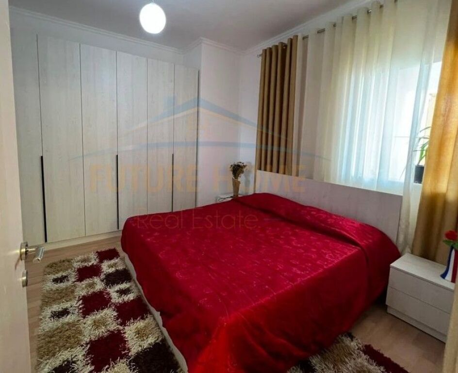 Shitet, Apartament 2+1, Rruga Thesarit, Fresk, Tirane