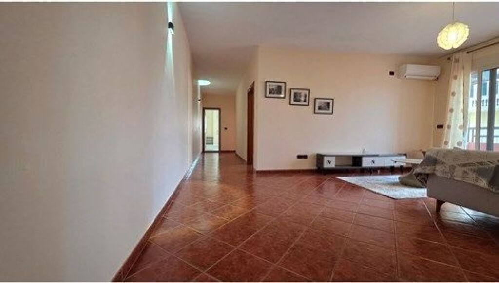 Appartamento 2+1 in affitto sul viale