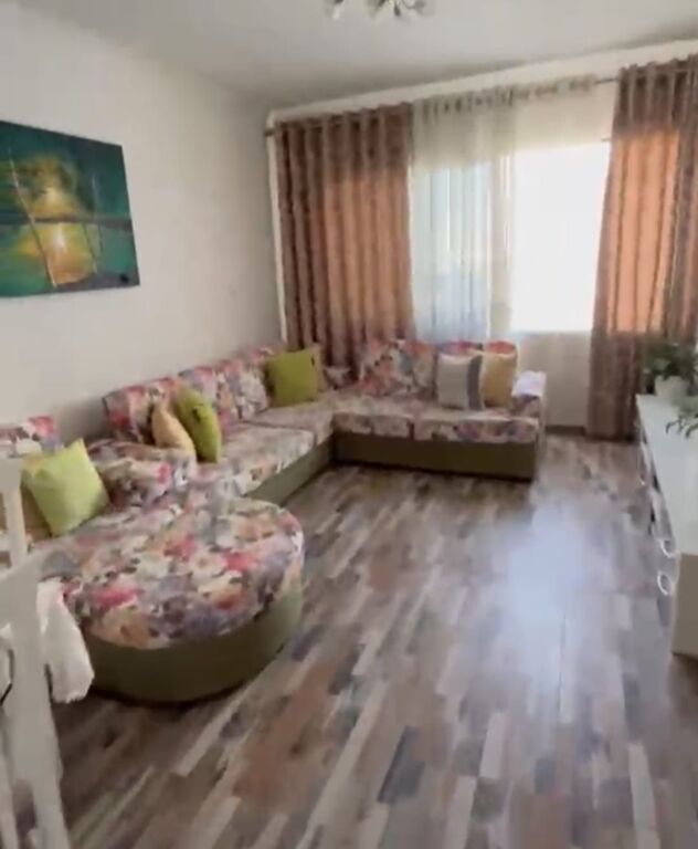 Shitet apartament 2+1+2 tek Kompleksi Molla , Astir , Yzberisht , Kashar .