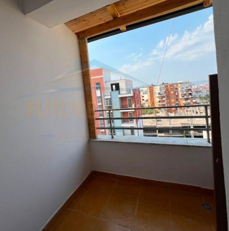 Shitet, Apartament 2+1, Rruga Thesarit, Fresk, Tirane