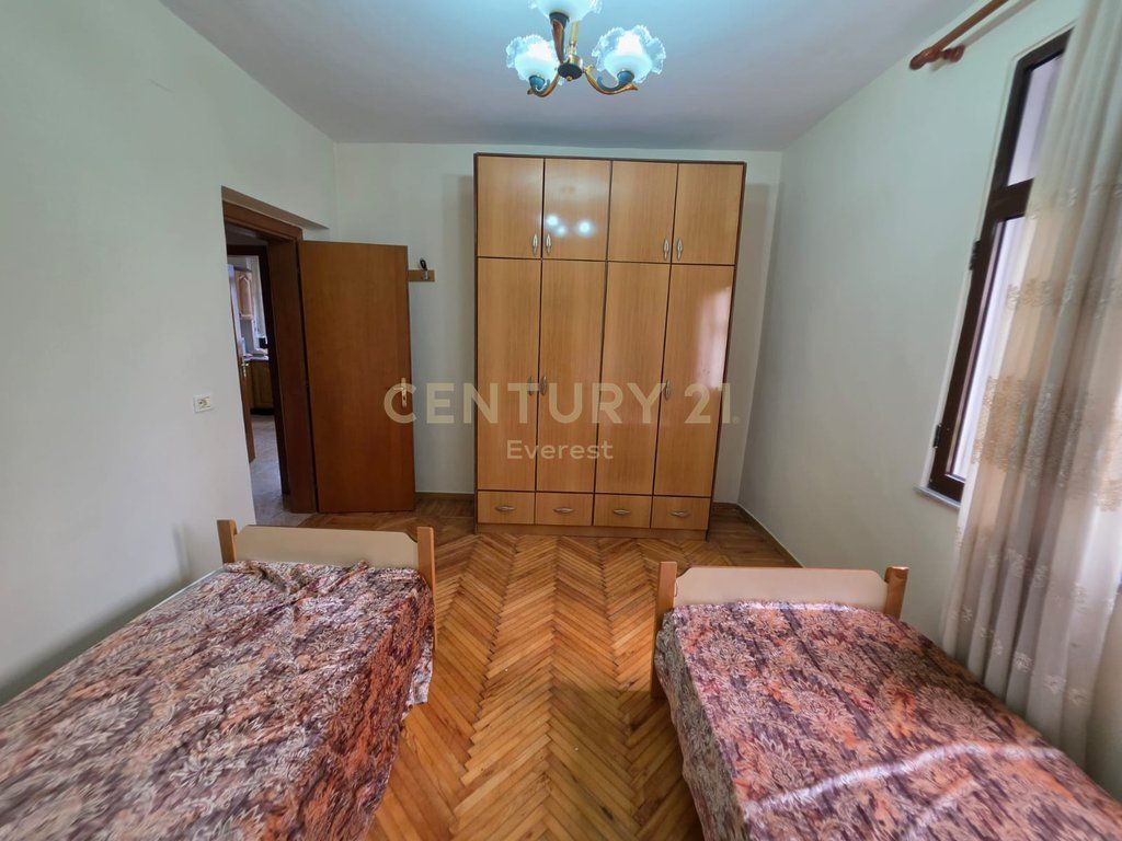 MINE PEZA, APARTAMENT 2+1 PER QIRA