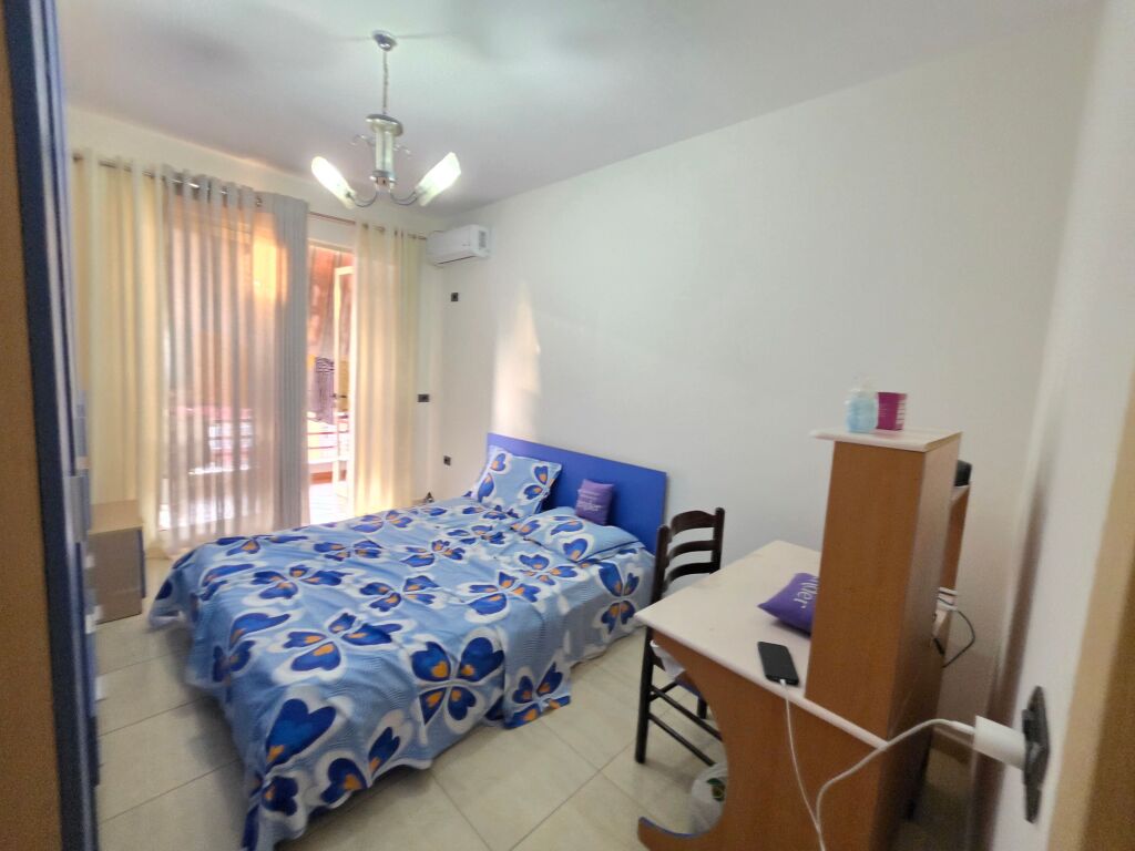🏡 Apartament 2+1 me qera  📍 Astir, pranë Bohemit