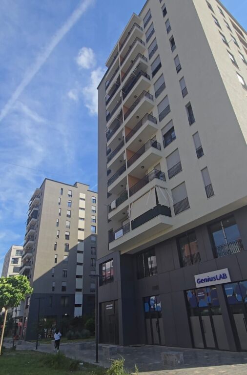 Shitet, Apartament 2+1, Kompleksi Zirkon, Rruga Kongresi Manastirit