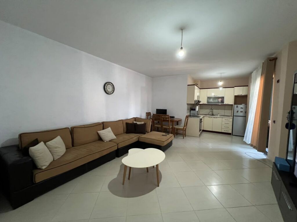 Shitet, Apartament 1+1 , Unaza e Re, Tirane . Empire74276