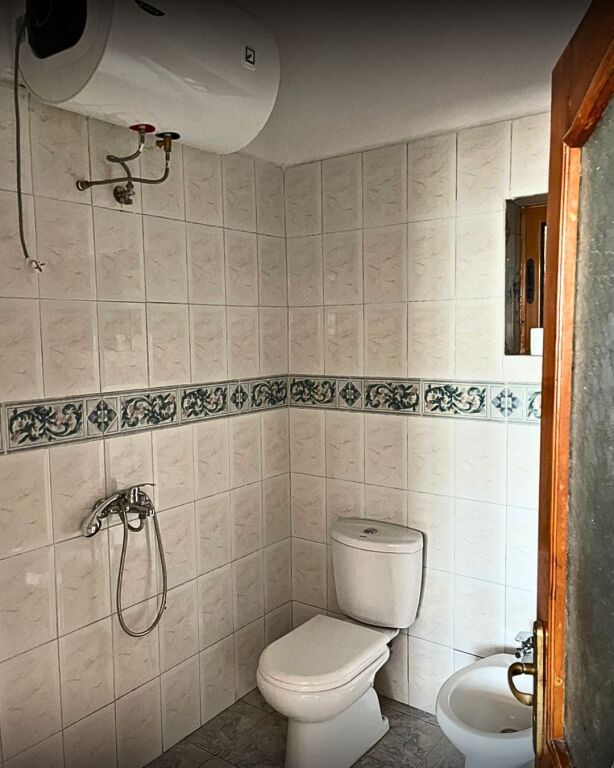 Apartment 1+1 for rent in New Ring, Tirana+parking space+yard, first floor of a villa, dedicated entrance
