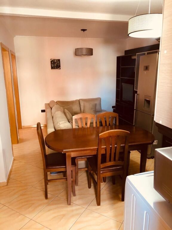 Apartament 2+1 ne Shitje Tek Varri i Bamit, prane Kryqezimit  ID 5581