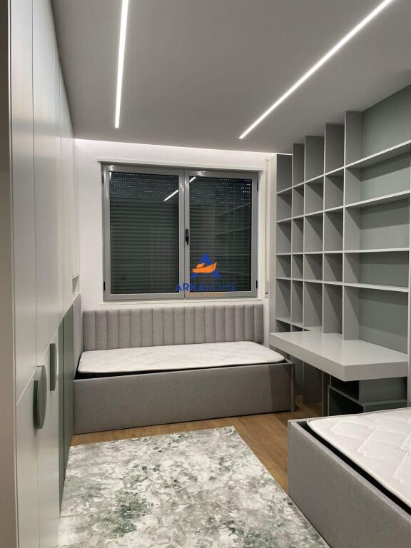 SHITET APARTAMENT 2+1+2 BALLKONE "AFER BOHEM LOUNGE, UNAZA E RE" 20.000.000 LEKE
