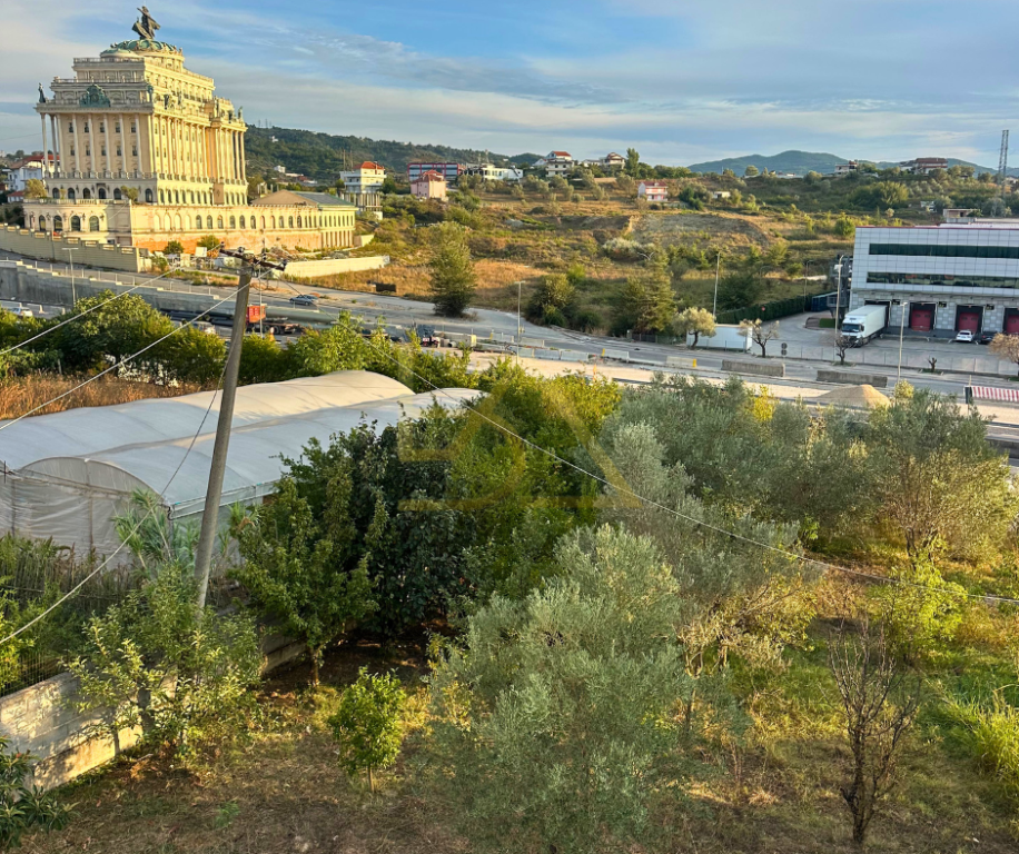 VENDITA DI EDIFICIO E TERRENO – KASHAR, TIRANA