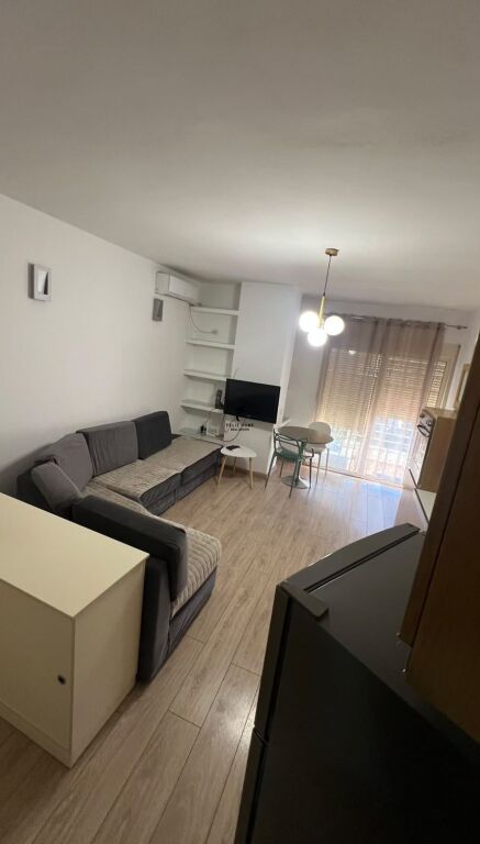 APPARTAMENTO IN AFFITTO 1+1 COMUNE DI PARIGI 60.000 LEKE FH-93682