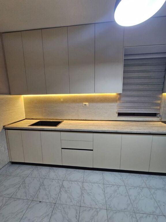 APARTAMENT 1+1 45,000 LEKE FABRIKA E MIELLIT PRIMA