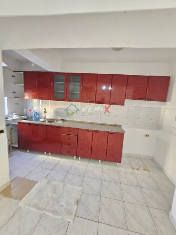 JEPET ME QERA APARTAMENT 1+1 PRANE DREJTORISE SE POLICISE,  DURRES