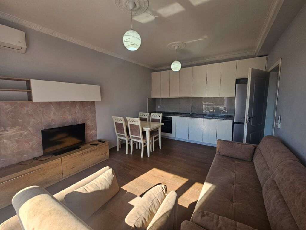 Apartament 1+1 per qira ne Astir!