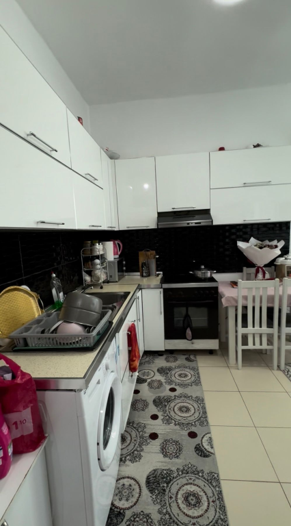 Apartament 1+1 per shitje, ne Bllok