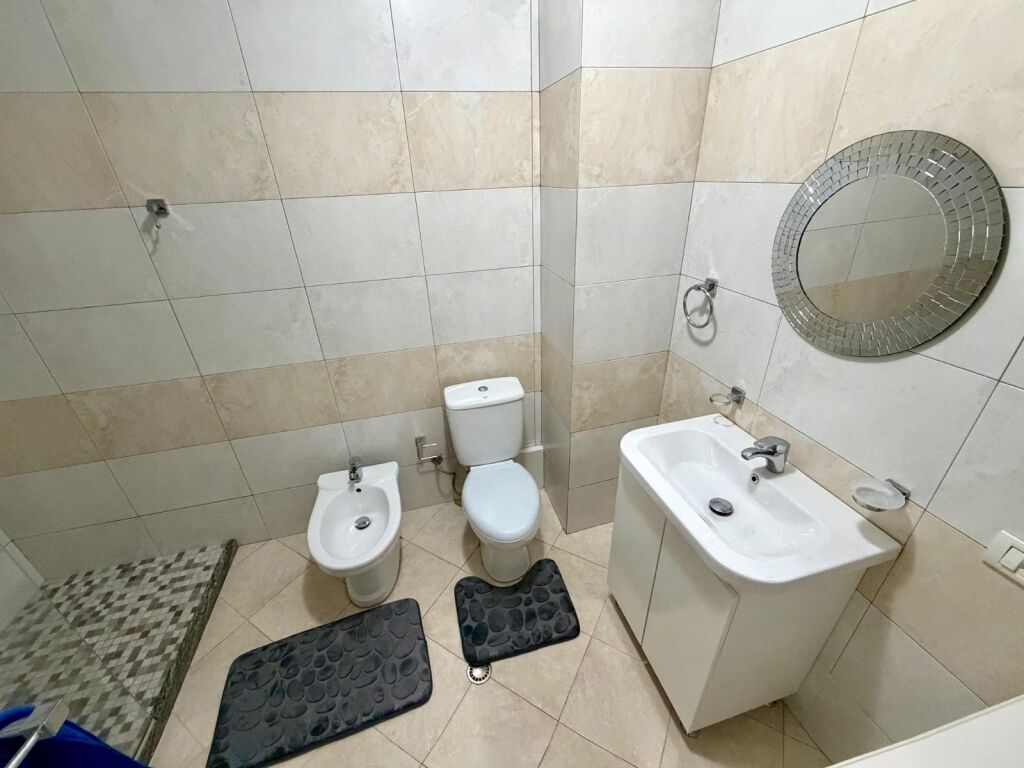 APARTAMENT 2+1 ME QIRA KOPSHTI BOTANIK