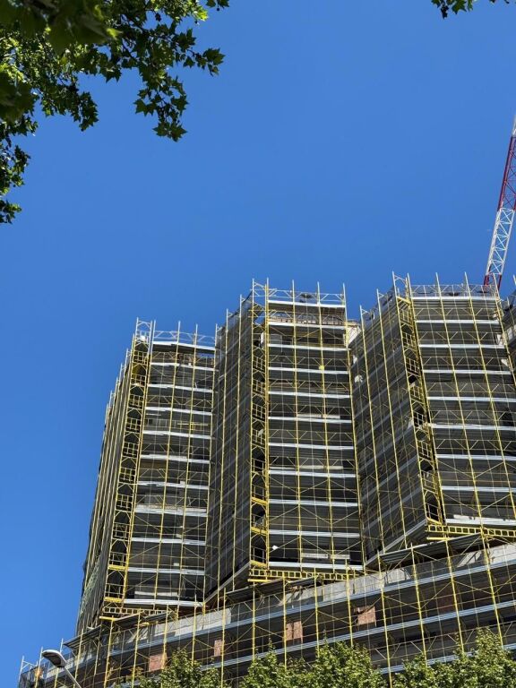 IN VENDITA, APPARTAMENTO 2+1, COLONNADE BUILDING, VIA DRITAN HOXHA