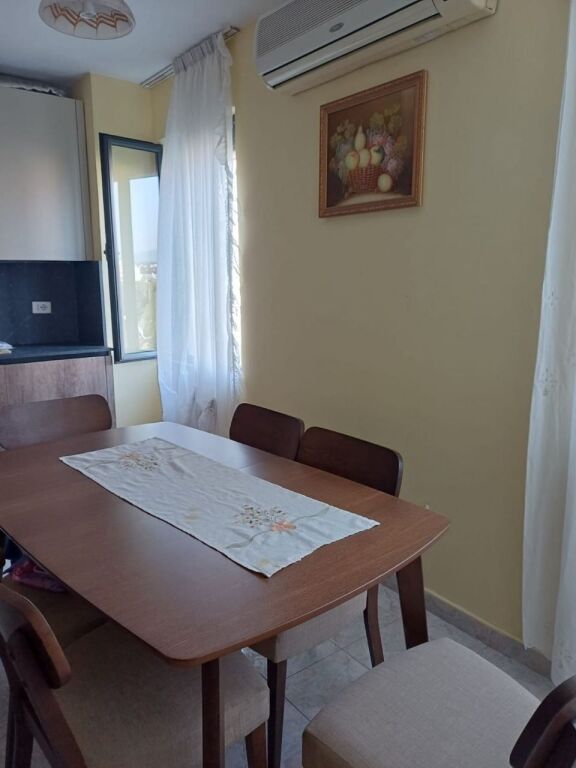 APARTAMENT 2+1 75,000 LEKE 21 DHJETORI