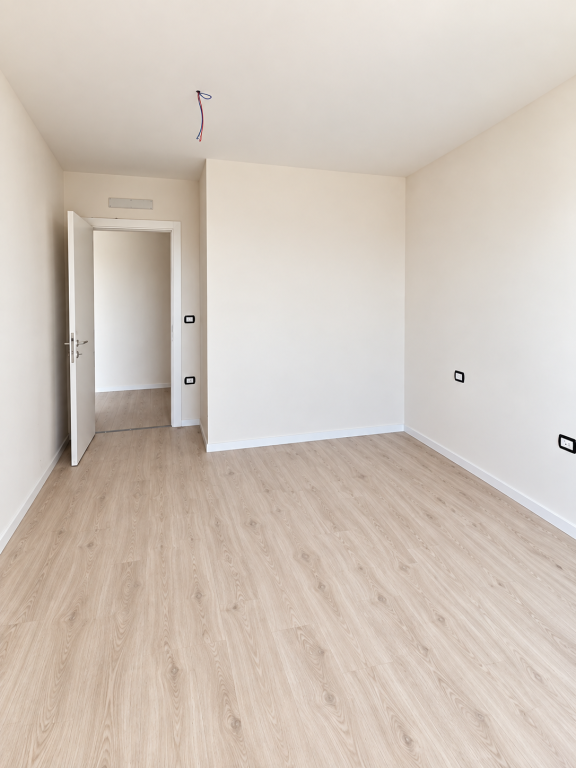 Shitet apartament 2+1+2 tek Ish Fusha e Aviacionit