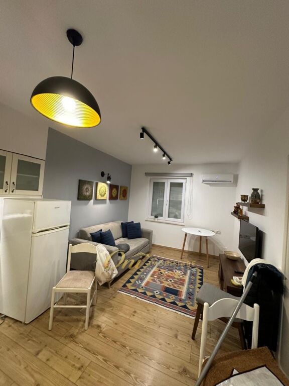 RRUGA E ELBASANIT APARTAMENT PER QERA 1+1