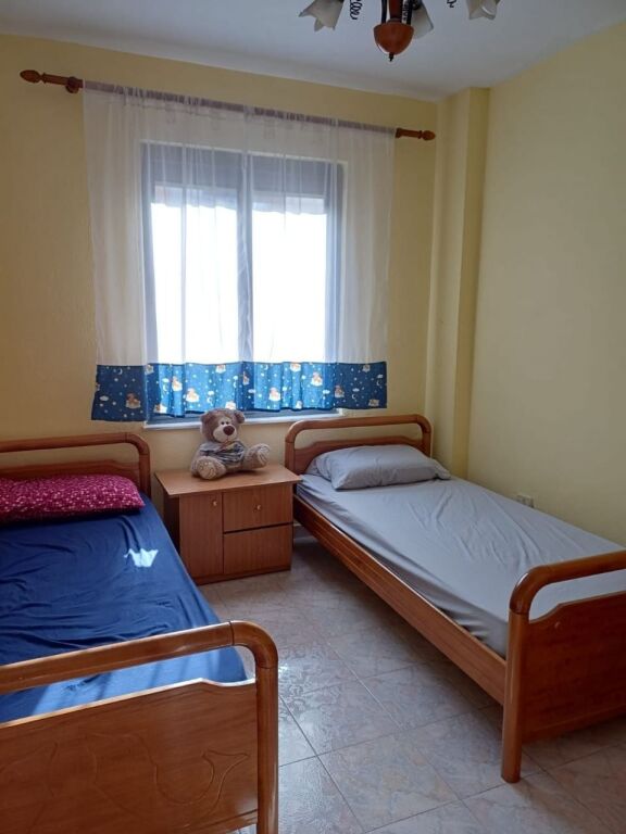APARTAMENT 2+1 75,000 LEKE 21 DHJETORI