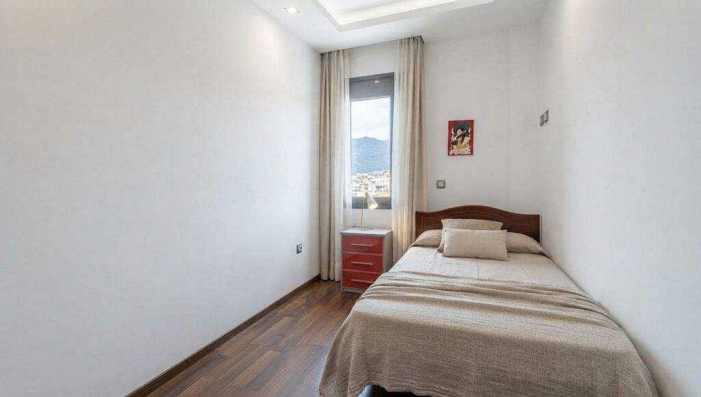 Qera , Apartament 2+1 , Pazari i Ri , Tirane