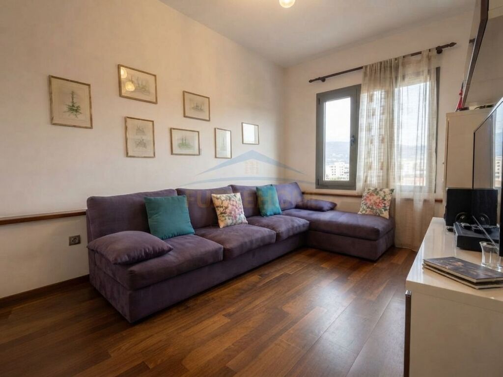 Qera , Apartament 2+1 , Pazari i Ri , Tirane