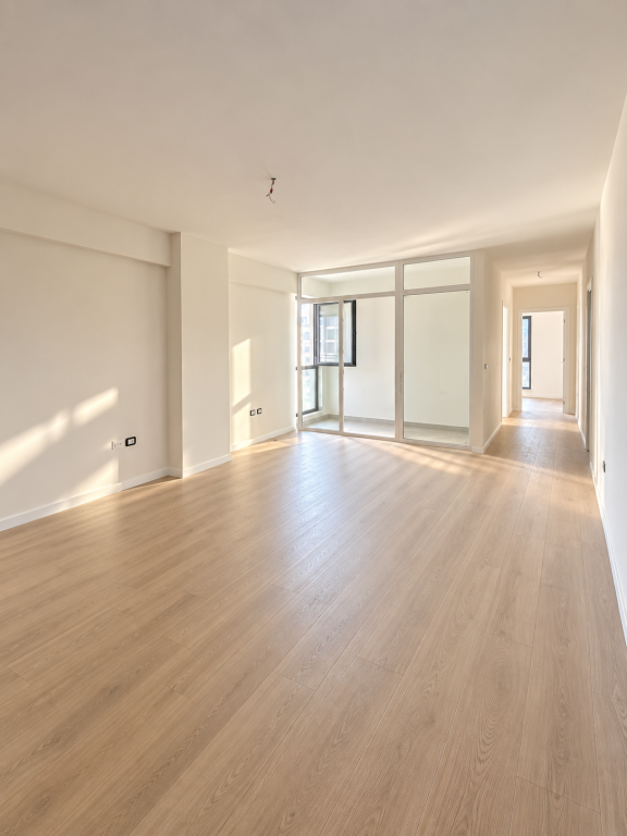 Shitet apartament Okazion 2+1 Ish Fusha e Aviacionit