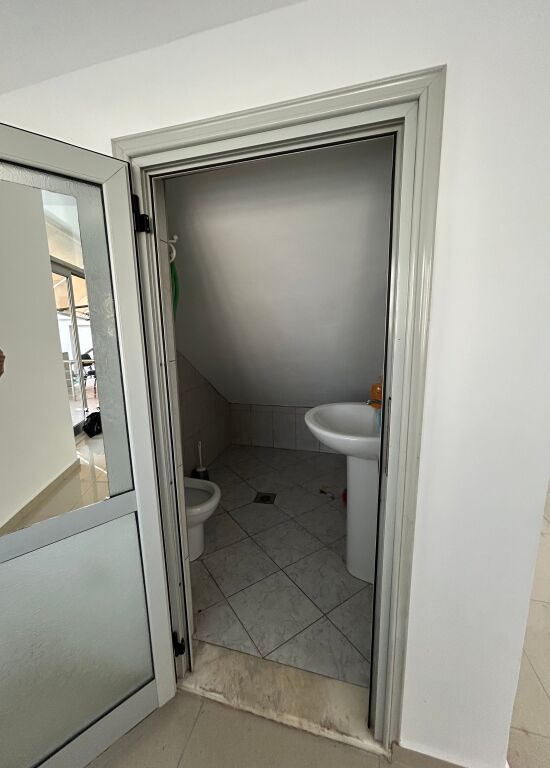 Negozio in affitto, Vlore, Omonia