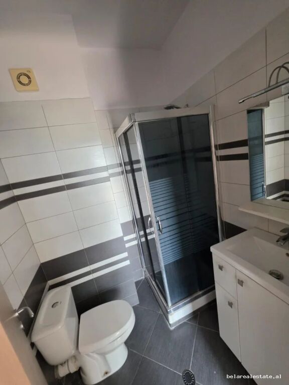 Appartamento In Affitto 3+1+2 Al Boulevard Jean D Arc (ID B230226) Tirana