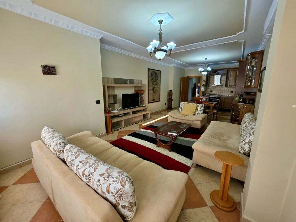 📣 AFFITTO Appartamento 3+1 📍Blloku 🛣️ Via “Ismail Qemali” ✨