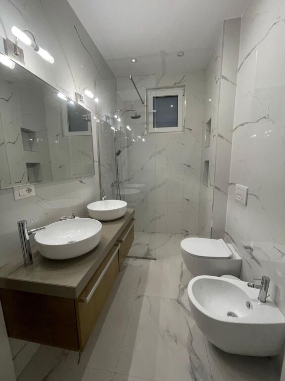 Jepet me qera apartamenti 2+1