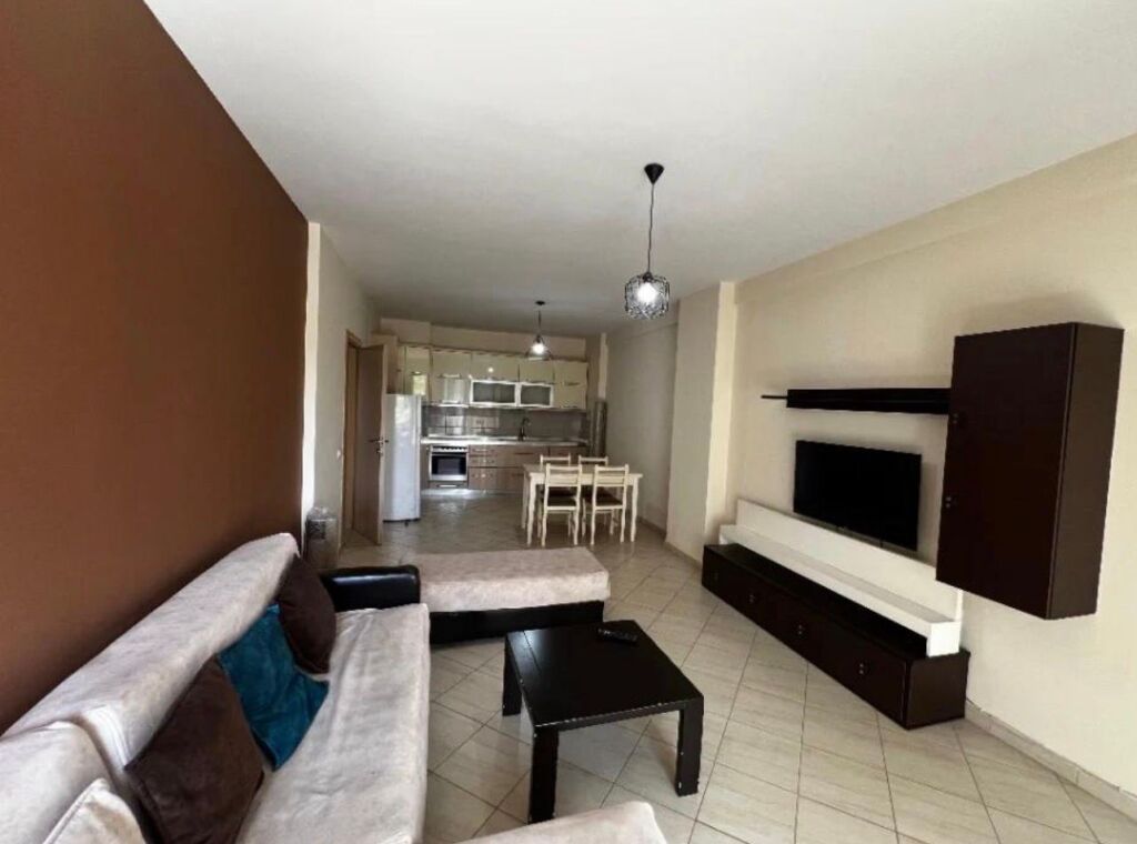 Jepet me qira apartament 2+1 në Astir pranë Well!