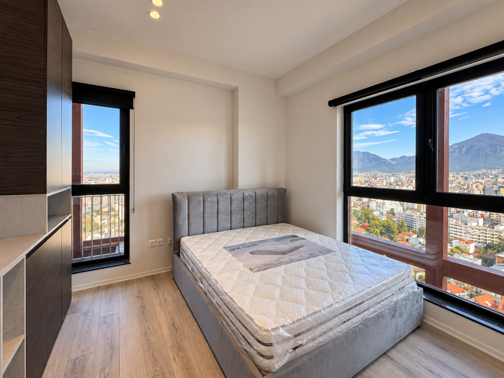 Luxury apartment 2+1+2 for rent at Garden Building