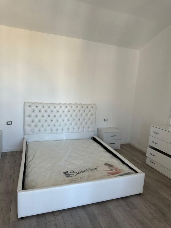 APARTAMENT 1+1 30,000 LEKE VILAT GJERMANE