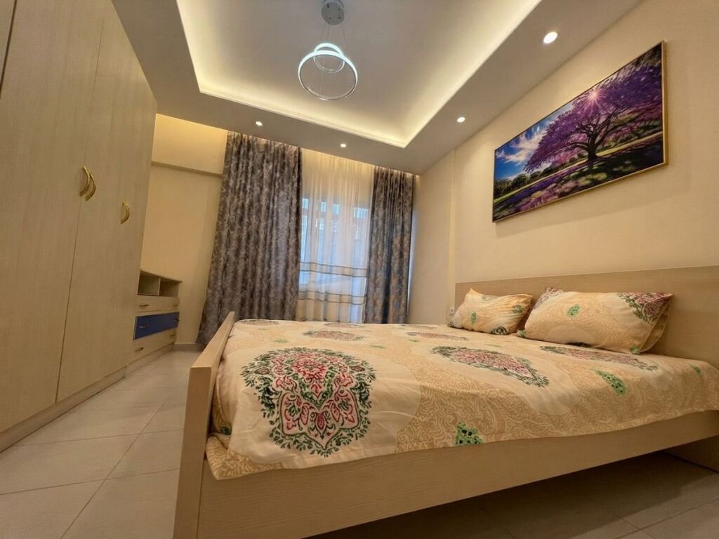 Qera, Apartament 2+1, Laprakë