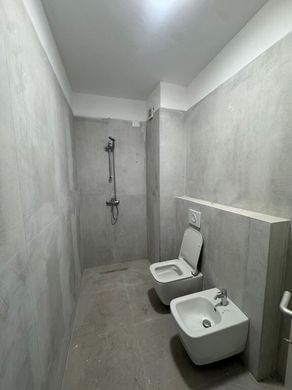 OFFICE SPACE FOR RENT WITH INCLUDED PARKING SPACE