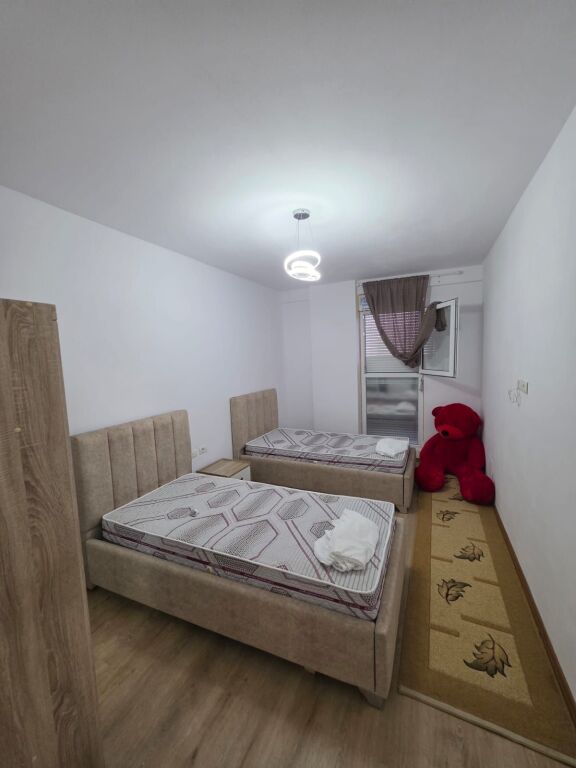 Affitto | Apartament 2 + 1 | Rruga 5 Maji | 550 €/mese