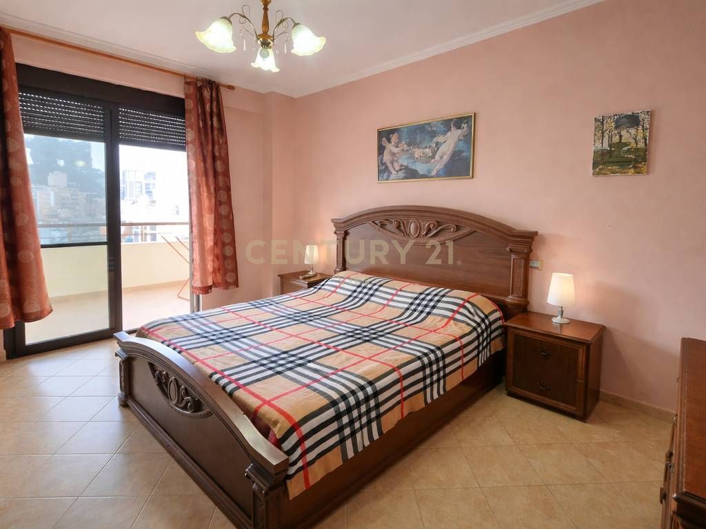 APARTMENT 3+1+ PARKING SPACE FOR RENT IN THE CENTER OF DURRES WITH PANORAMIC VIEW OF THE SEA AND THE PORT !