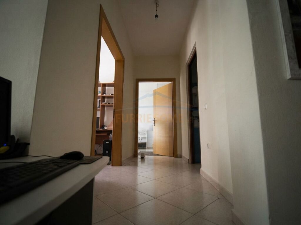 Affitto, Appartamento 2+1, Unaza e Re
