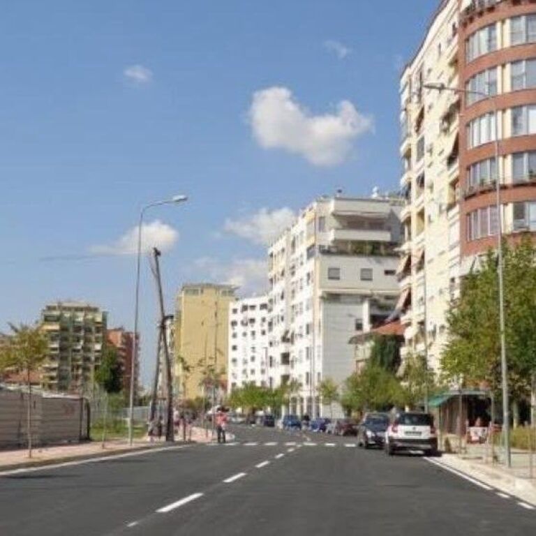 🏡 AFFITTASI APPARTAMENTO DI LUSSO 3+1+2 + POSTO AUTO