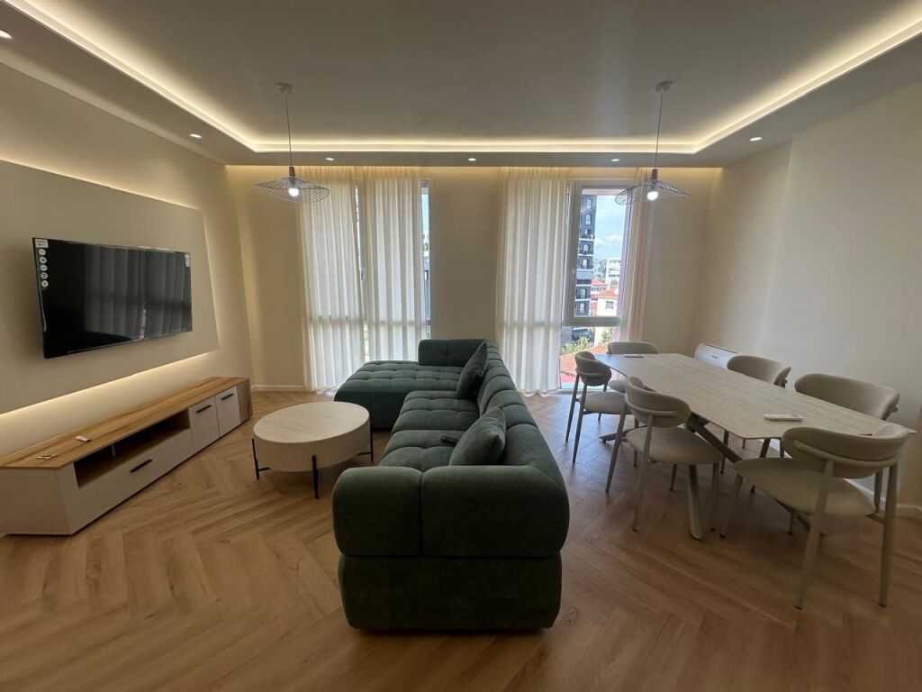 🏢Rruga e Dibres,Kompleksi Arlis ,jepet me qera apartament 2+1+2,i mobiluar. 70,000leke