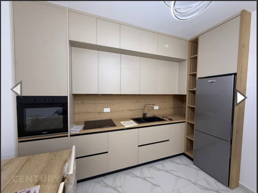 2+1, at 88 Laprake, 700 thousand lek