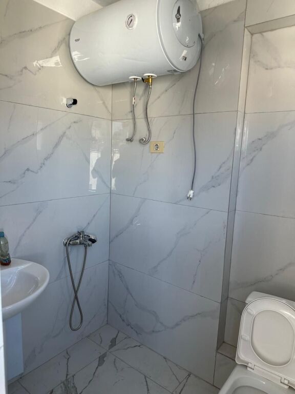 APARTAMENT 1+1 30,000 LEKE VILAT GJERMANE