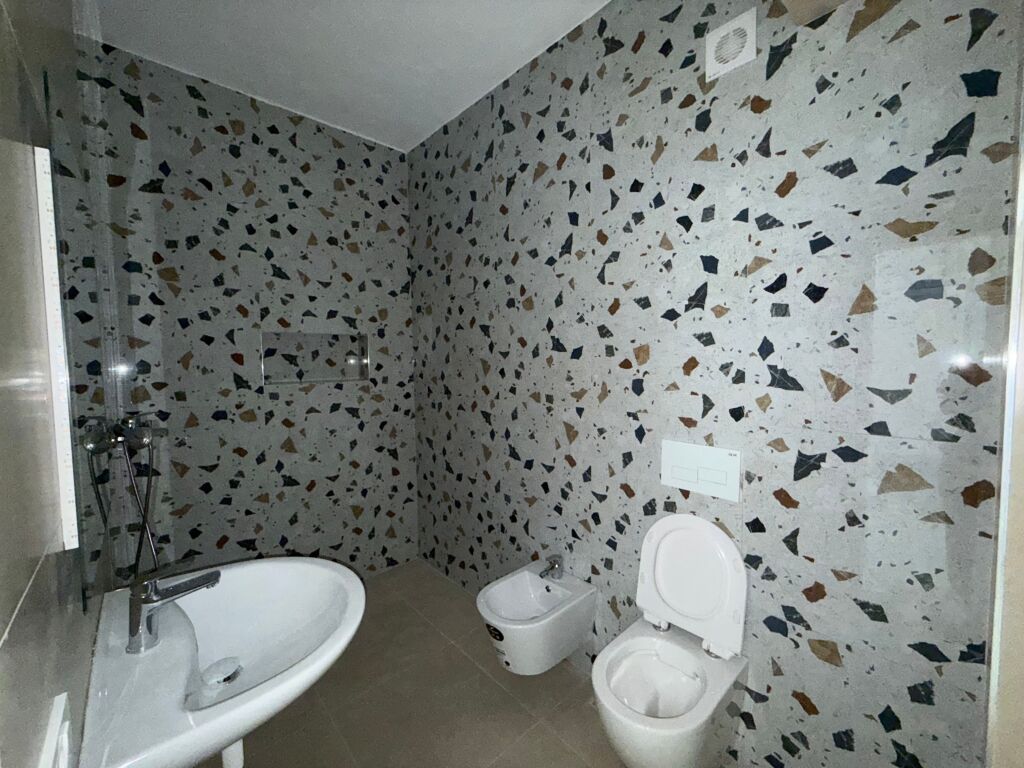 Për Qira- Apartament 2+1+2- Residenca Porta Tirana e Re